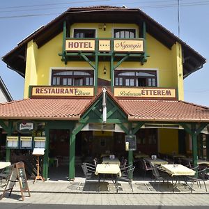 Hotel Napsugar